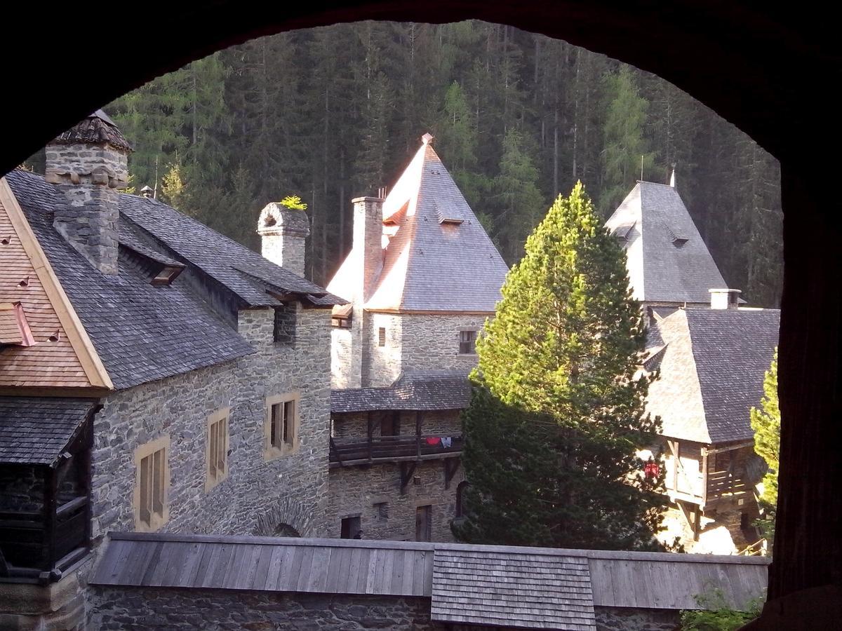 Hostel Burg Finstergrun Ramingstein Exteriér fotografie